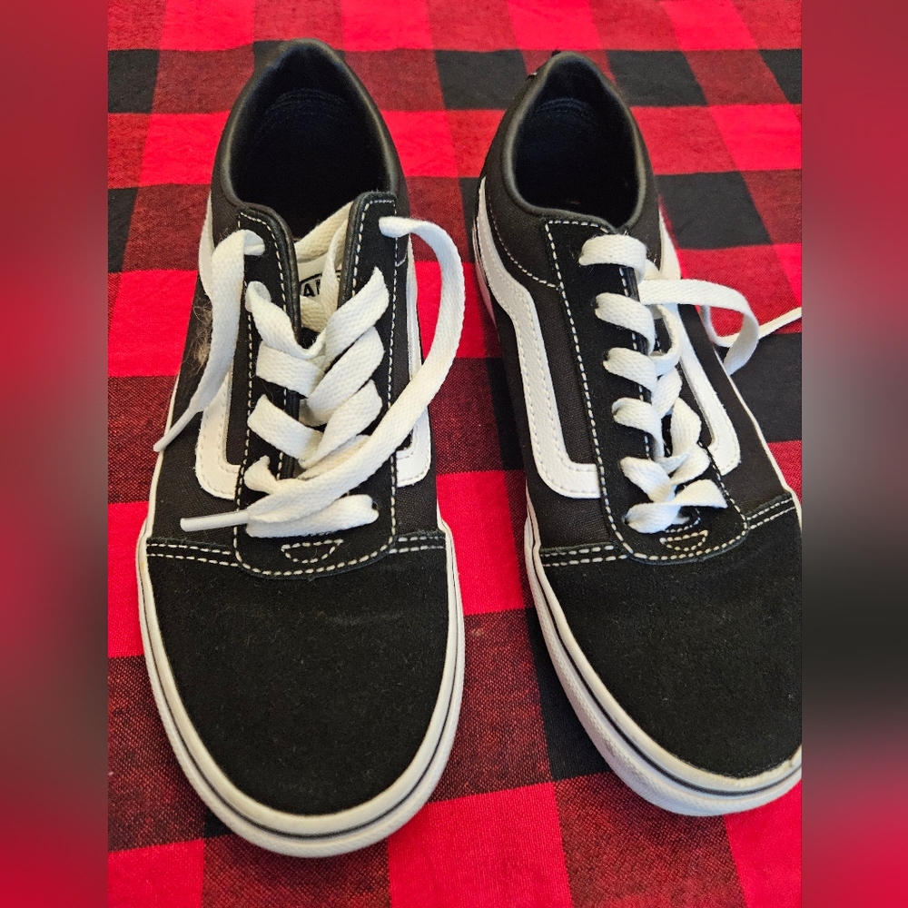 Vans kids size 3.0 shoes
